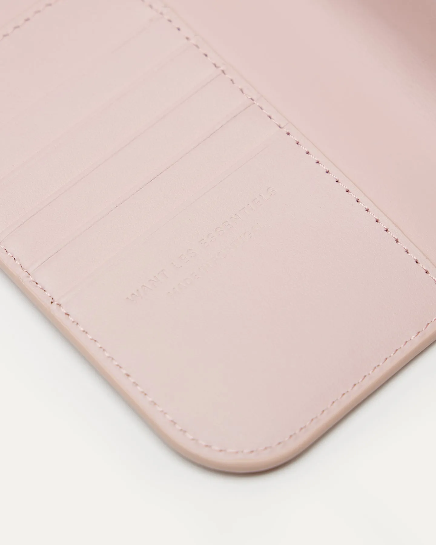 Arch Smooth Leather Passport Cover