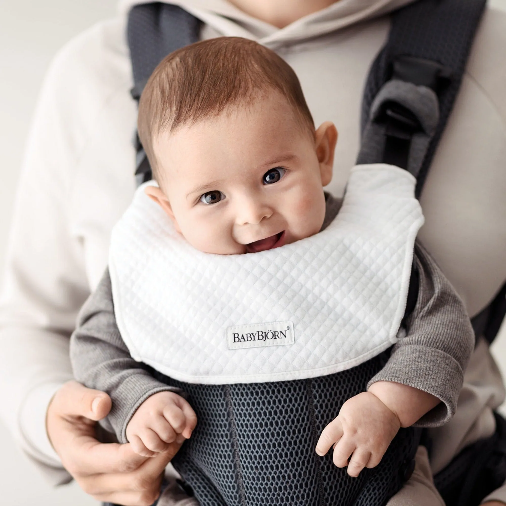 BABYBJÖRN Bib for Baby Carrier Harmony