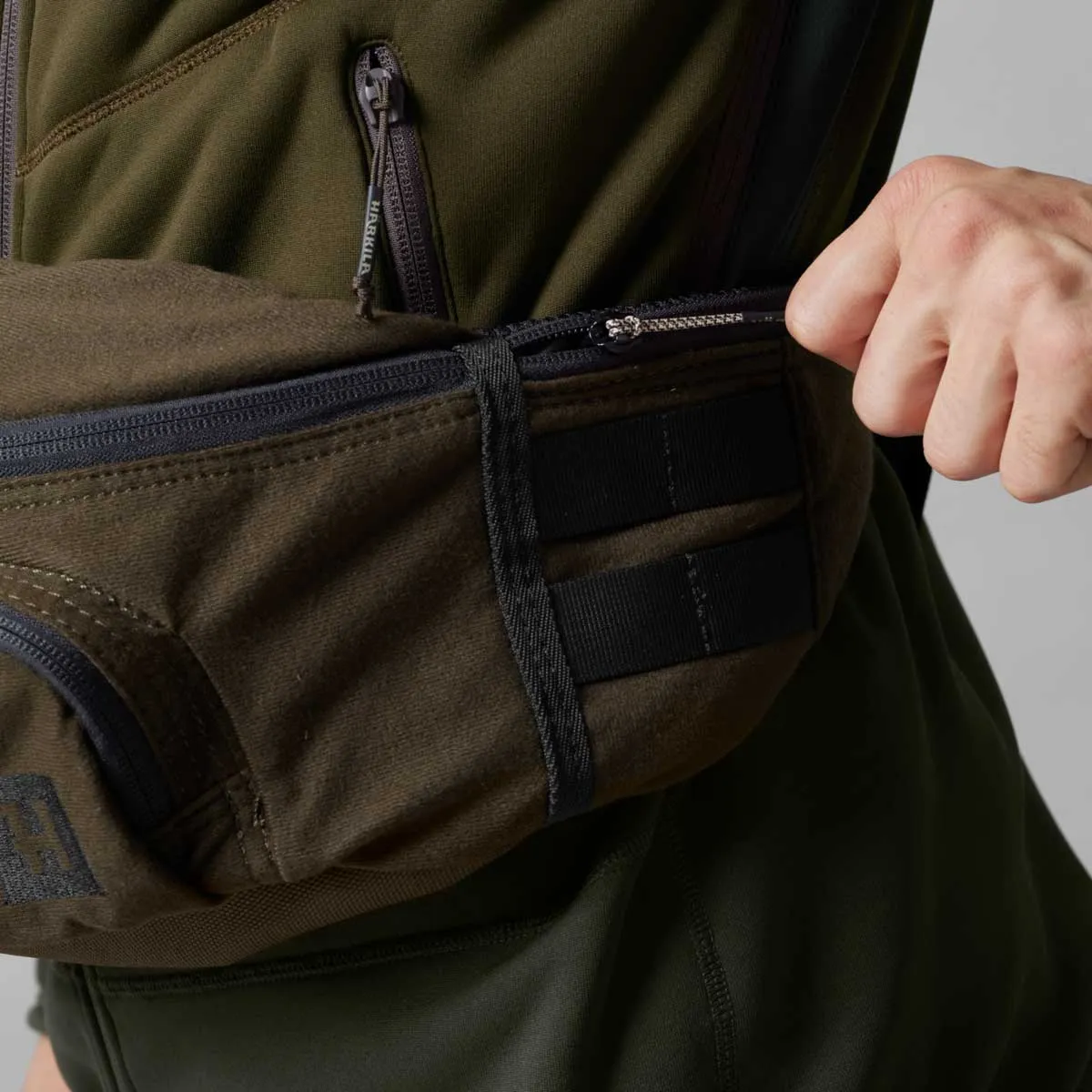 HARKILA Deer Stalker Waist Bag - Willow Green