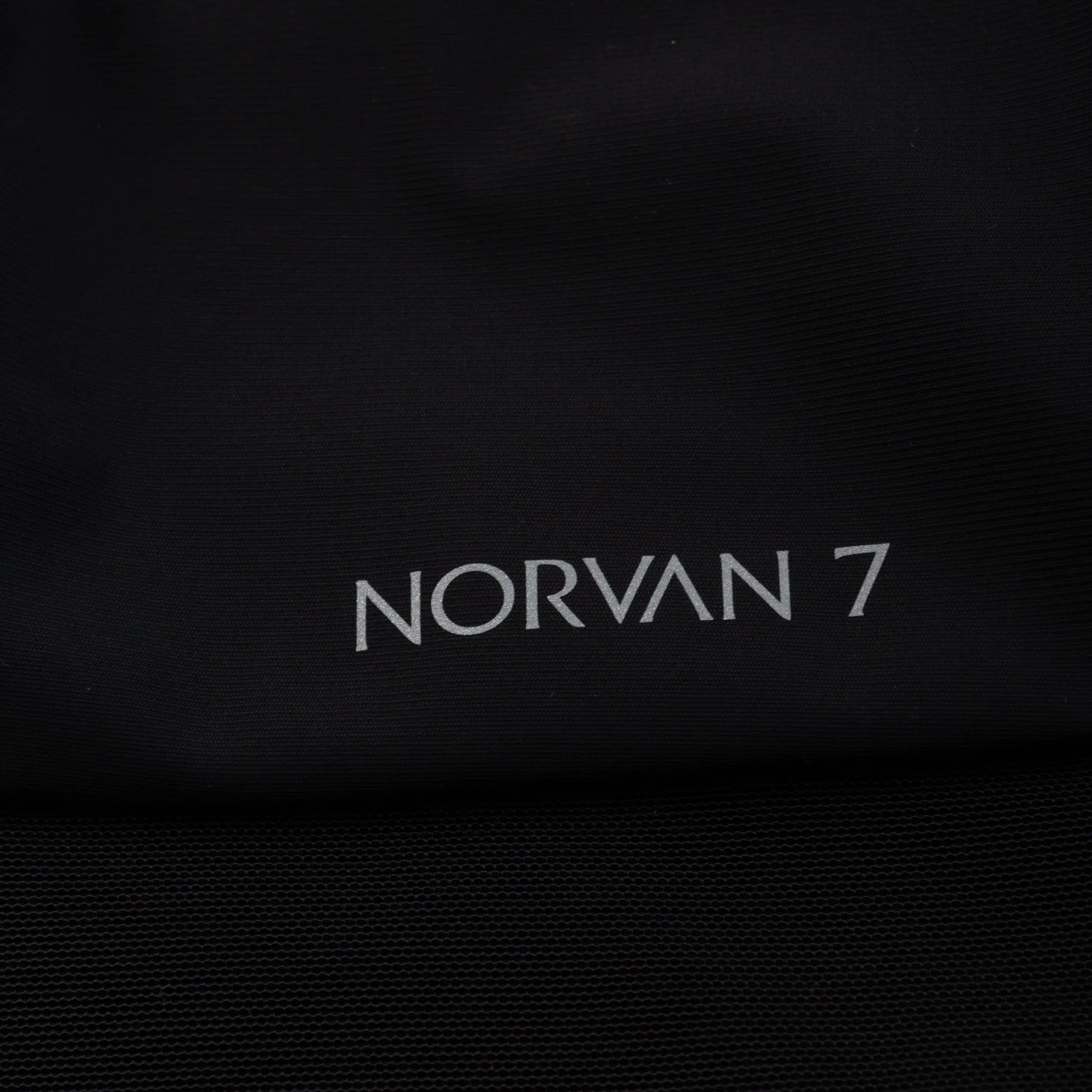 Norvan 7 Vest Men's