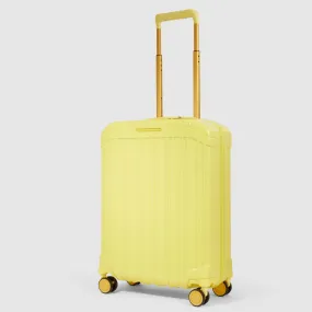 Piquadro Pq-Light Ultra Slim Spinner In Polycarbonate Yellow