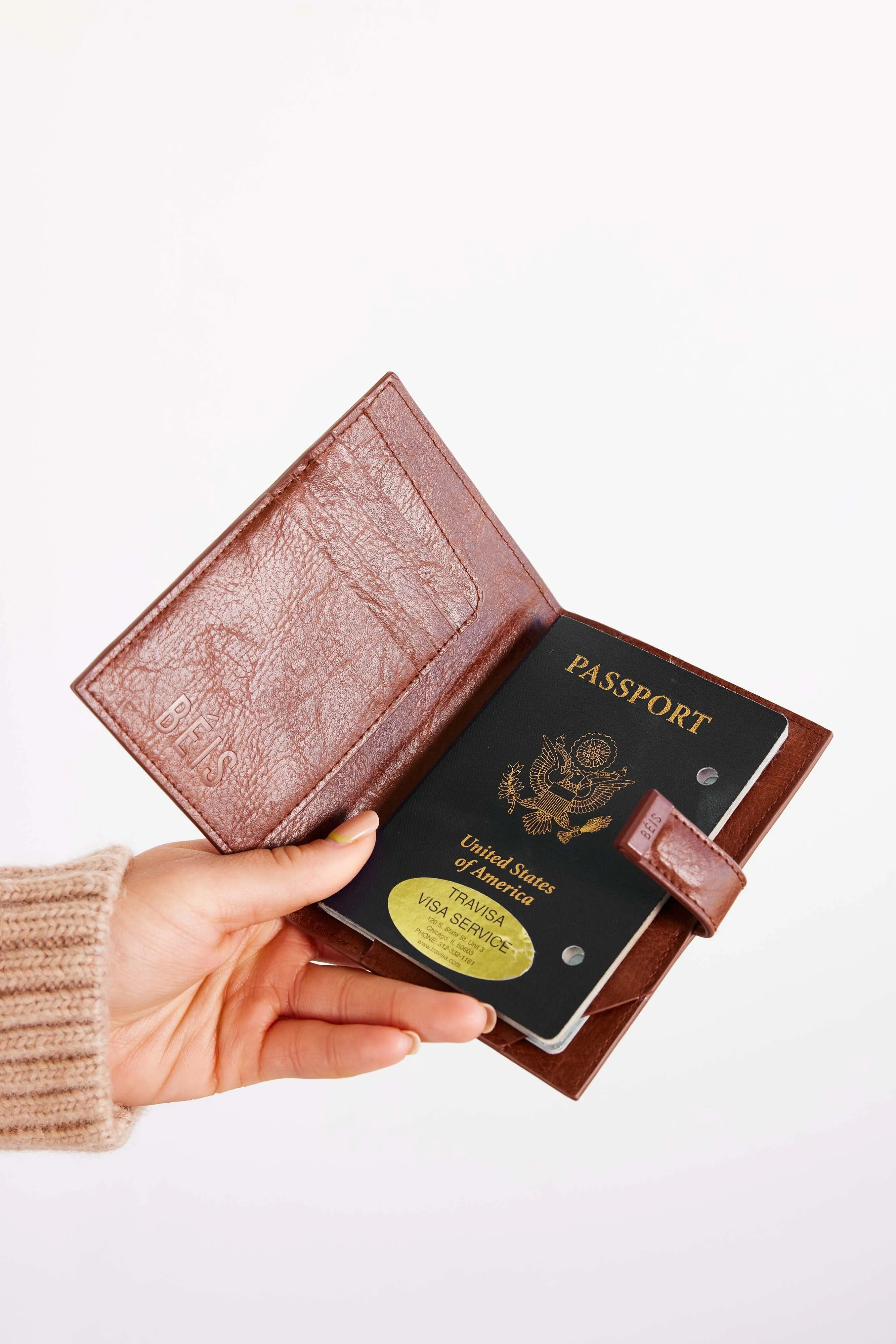 The Passport & Luggage Tag Set in Maple