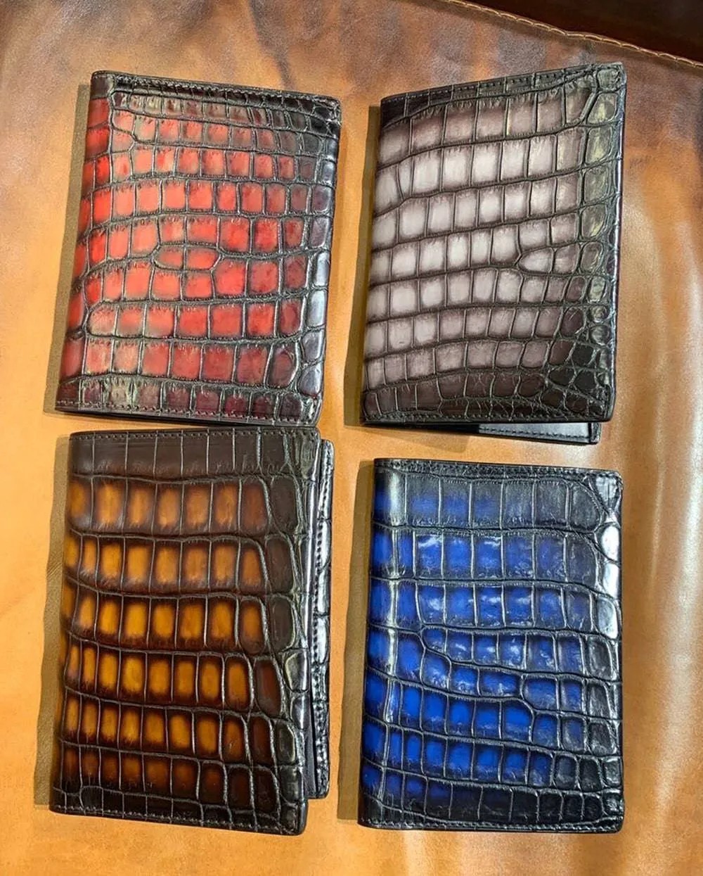 Vintage Genuine Crocodile Skin Leather  Passport Case Holder