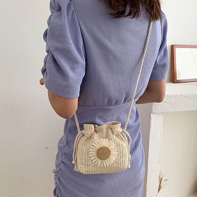 Women Fashion Drawstring Sunflower Straw Bag Shoulder Bag